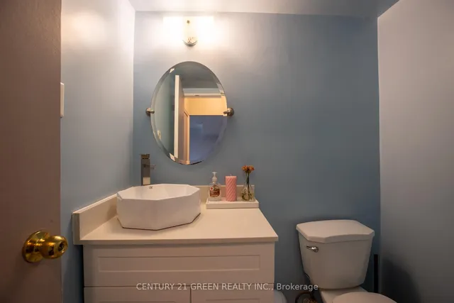 Additional image 36 of 366 The East Mall N/A Unit 322