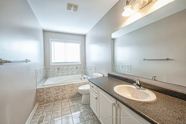 Additional image 26 of 32 Crystalview Cres