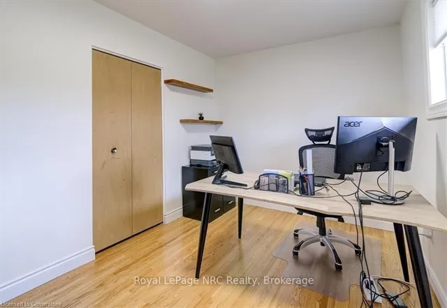 Additional image 29 of 6 Lilacside Dr