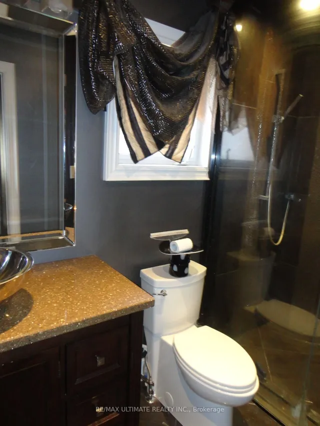 Additional image 23 of 527 Ravineview Way