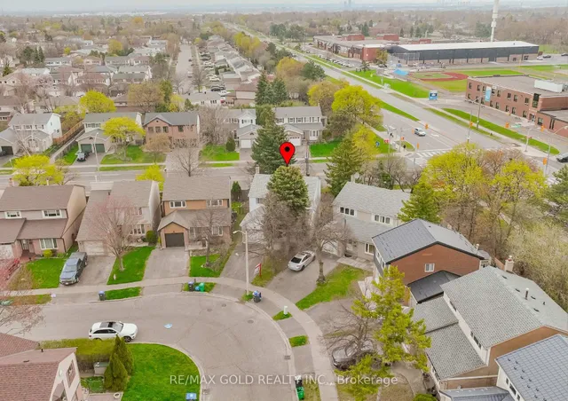 Additional image 45 of 76 Mayfair Cres