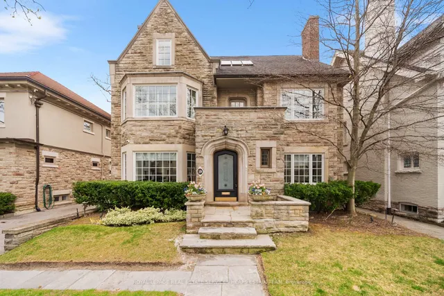 19 Whitney Ave