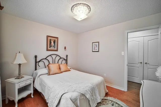 Additional image 26 of 413 Oaktree Circ