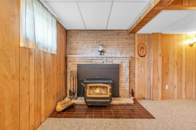 Additional image 29 of 140 Folkstone Cres