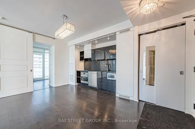 Additional image 10 of 125 Peter St Unit 2509