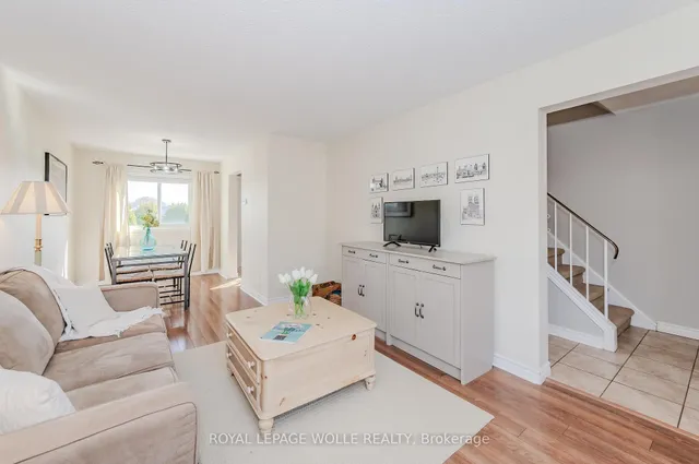 Additional image 8 of 25 Upper Canada Dr Unit 33