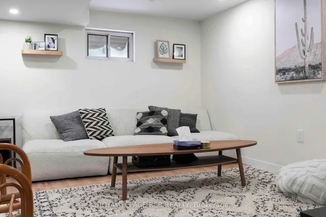 Additional image 42 of 46 Dearbourne Blvd Unit 32