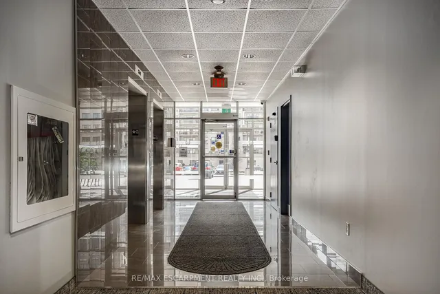 Additional image 44 of 1980 Imperial Way Unit 404