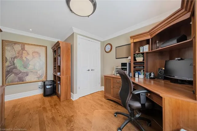 Additional image 30 of 428 Hendrie Ave