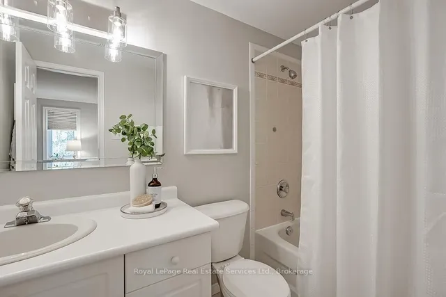 Additional image 32 of 37 Fairwood Pl