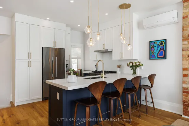 Additional image 10 of 38 Howland Ave