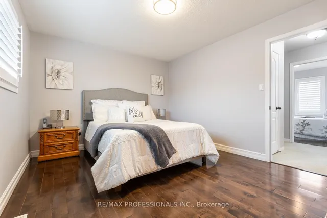 Additional image 19 of 1126 Kelly Gate