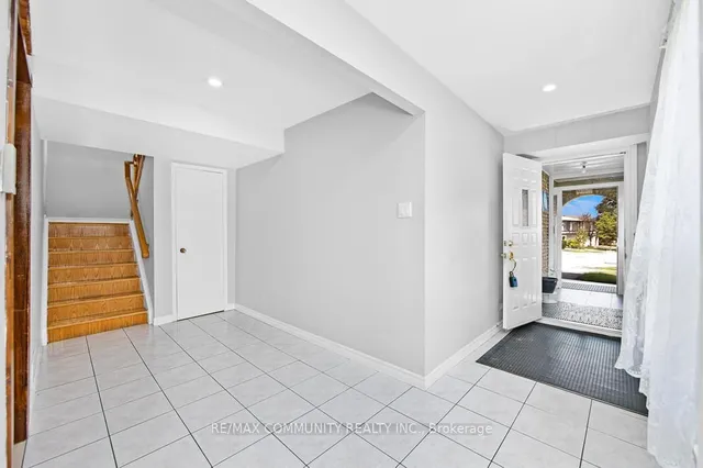 Additional image 2 of 17 Tineta Cres