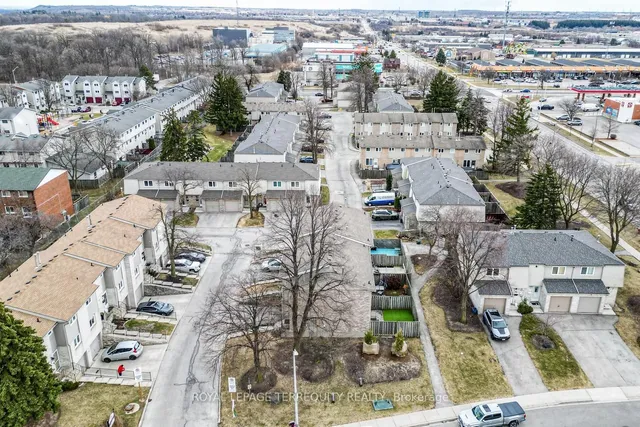 Additional image 40 of 33 Rochelle Ave Unit 51