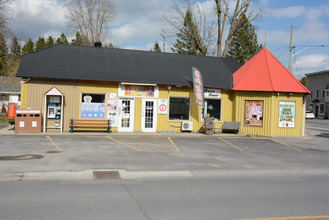 Additional image 4 of 4873-4879 County Rd 20