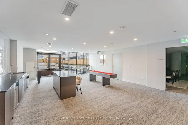 Additional image 6 of 859 The Queensway N/A Unit 509