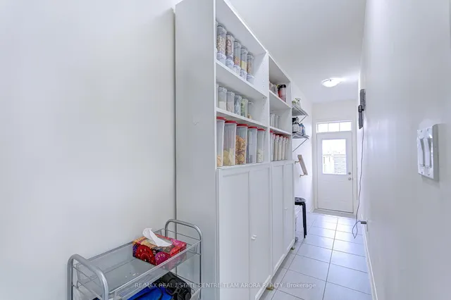 Additional image 14 of 80 Finegan Circ