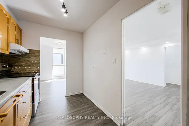 Additional image 10 of 5 Massey Sq Unit 1514