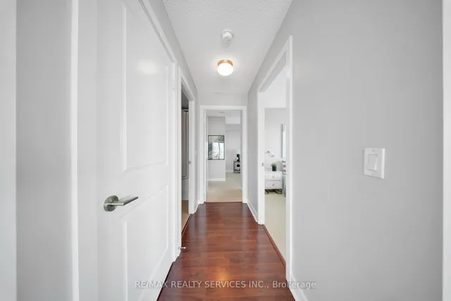 Additional image 15 of 100 Western Battery Rd Unit 2009