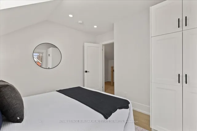 Additional image 30 of 81 Samuel St