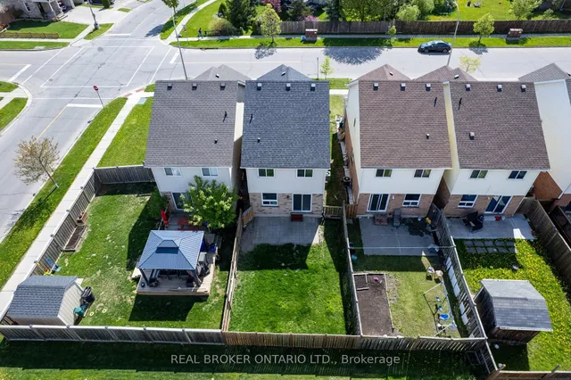 Additional image 29 of 4 Mountain Laurel Cres