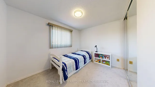 Additional image 15 of 68 Phalen Cres