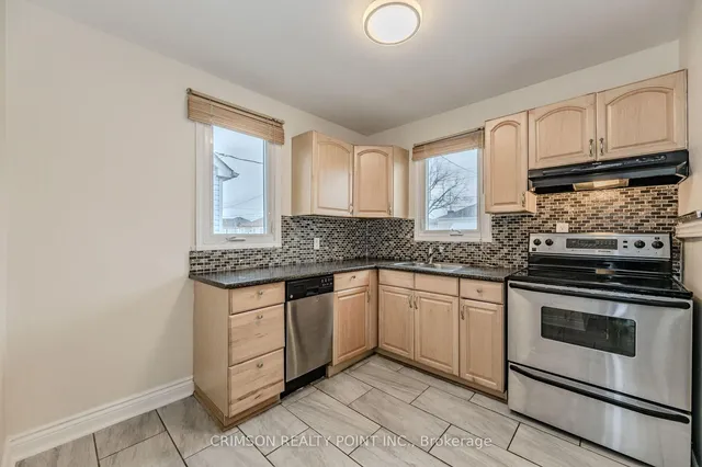 Additional image 11 of 42 East 11th St