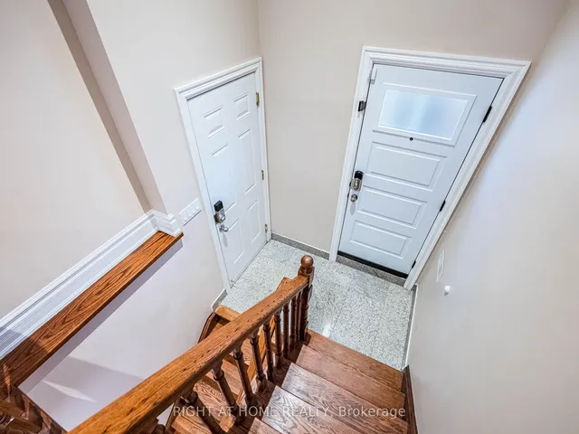 Additional image 33 of 30 Haliburton Ave