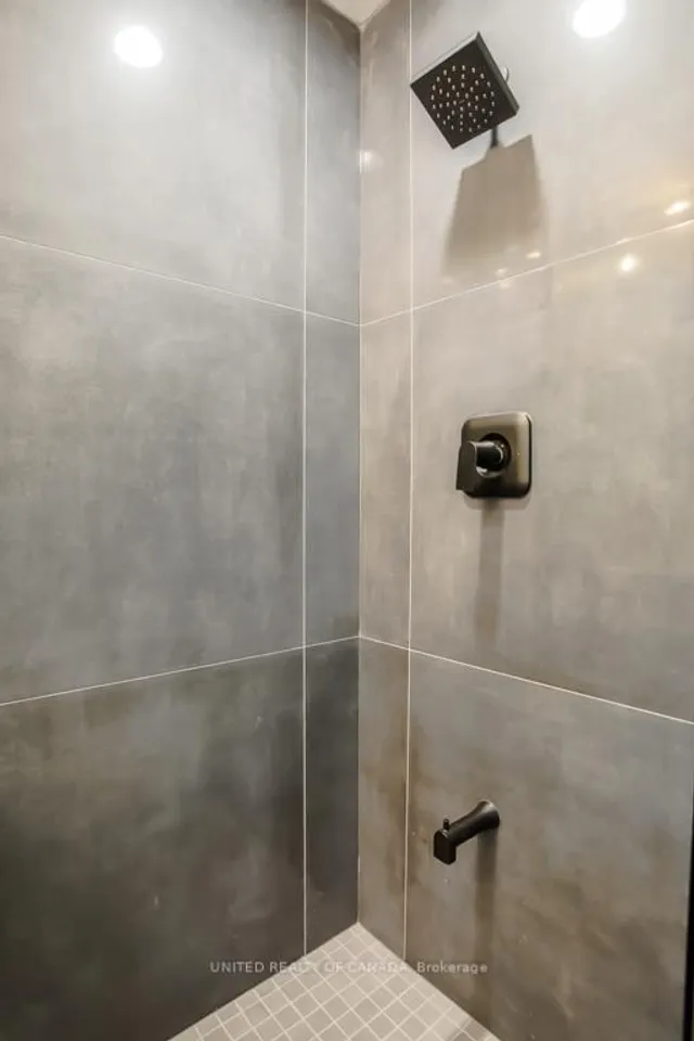 Additional image 46 of 215 Fort York Blvd Unit #705