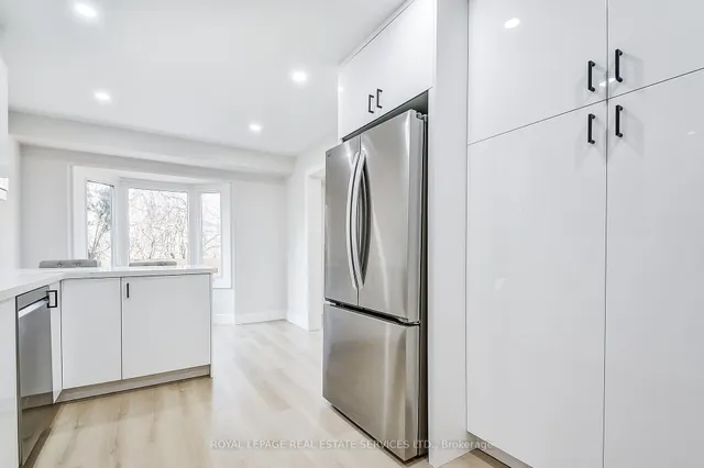 Additional image 30 of 2192 Margot St