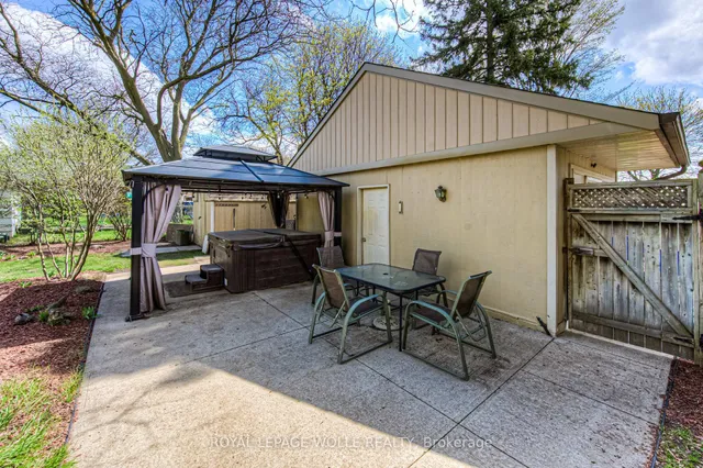 Additional image 18 of 47 Belleview Ave