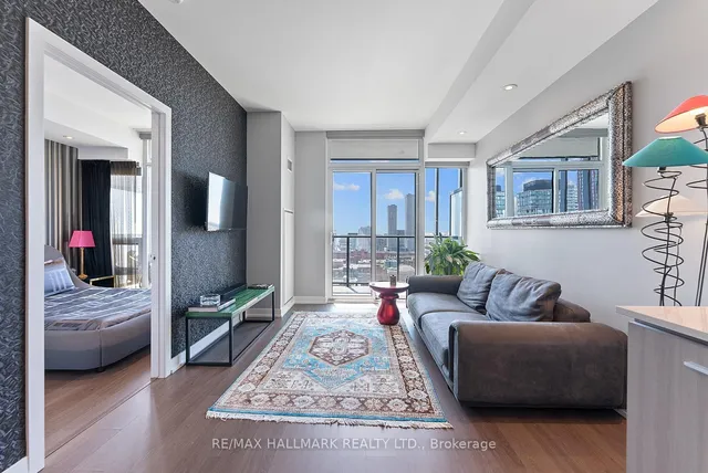 Additional image 13 of 105 George St Unit 1707