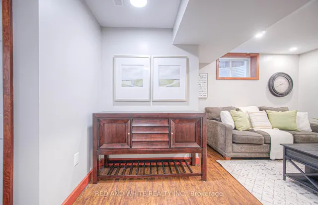Additional image 36 of 87 Upper Mercer St