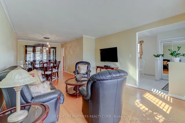 Additional image 12 of 77 Thwaite Ave