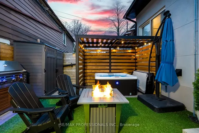 Additional image 44 of 623 Dupont St