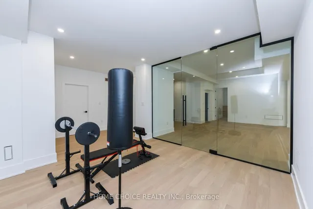 Additional image 44 of 302 Tuck Dr