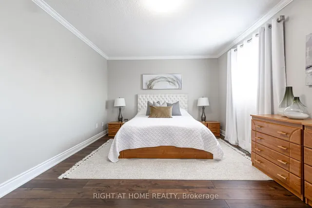 Additional image 14 of 4302 Highgate Cres