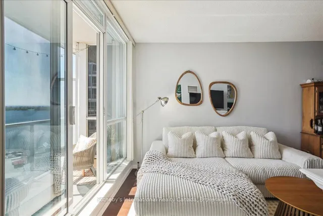 Additional image 24 of 218 Queens Quay Unit 1804