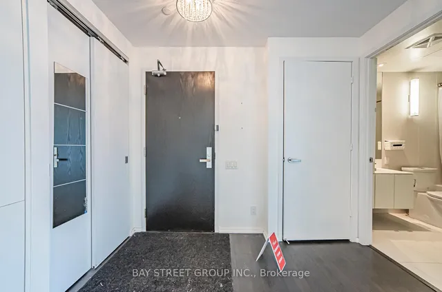 Additional image 12 of 125 Peter St Unit 2509