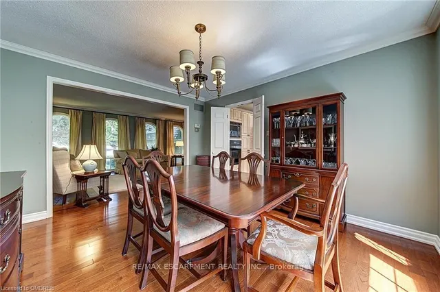 Additional image 23 of 170 Cavendish Crt