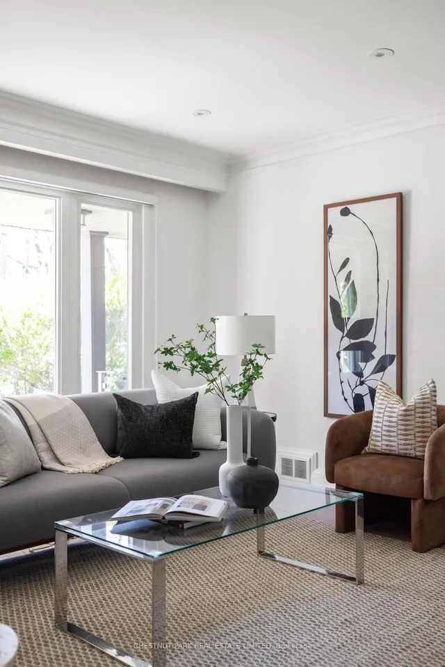 Additional image 5 of 308 Hillhurst Blvd