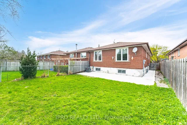 Additional image 49 of 717 Green Meadow Cres