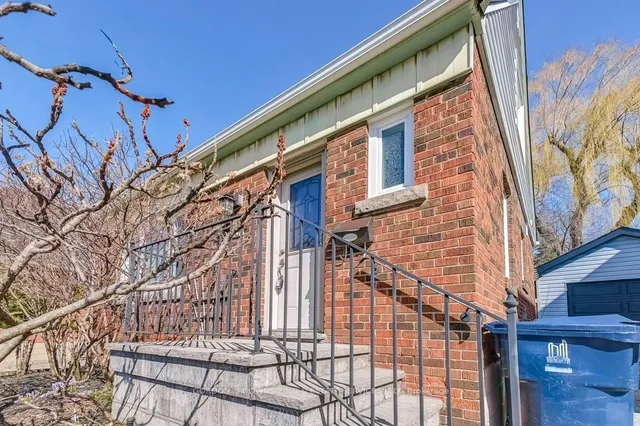 Additional image 40 of 6 Holswade Rd