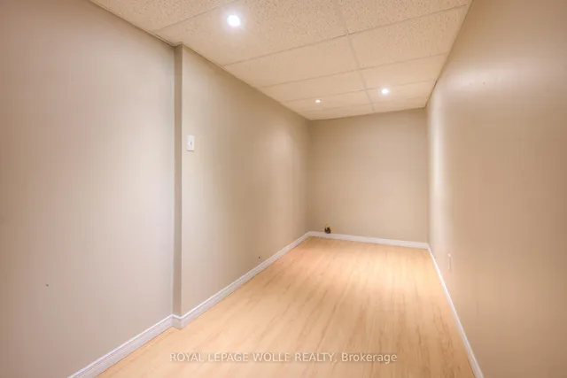 Additional image 25 of 30 Chantilly St