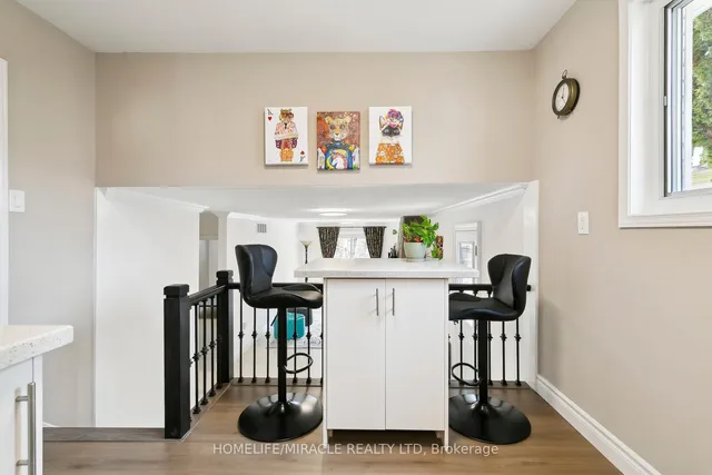 Additional image 19 of 1612 Wavell Cres
