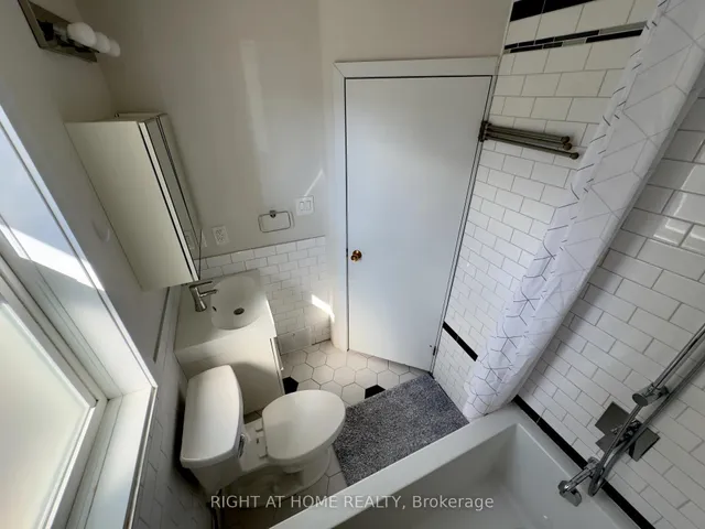 Additional image 26 of 5 Parr St