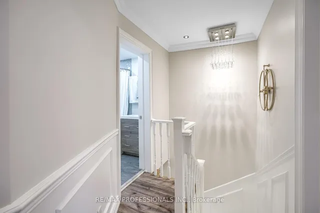 Additional image 22 of 623 Dupont St