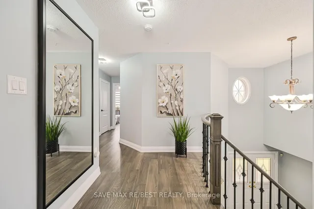 Additional image 25 of 29 Baccarat Cres