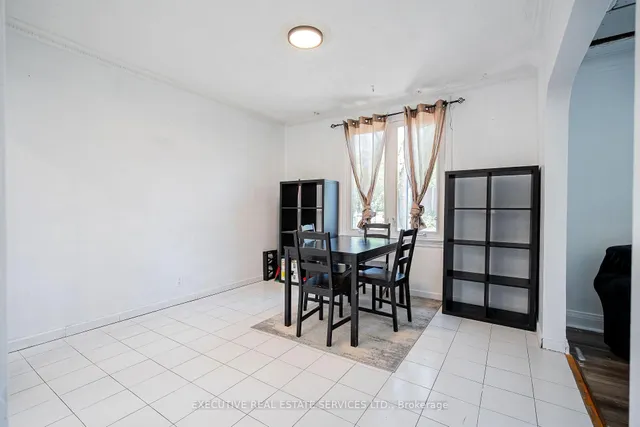 Additional image 14 of 49 Trethewey Dr