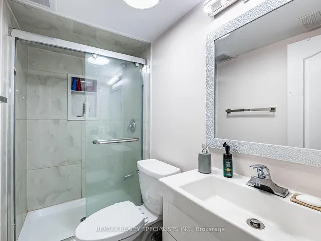 Additional image 33 of 18 Jessop Dr